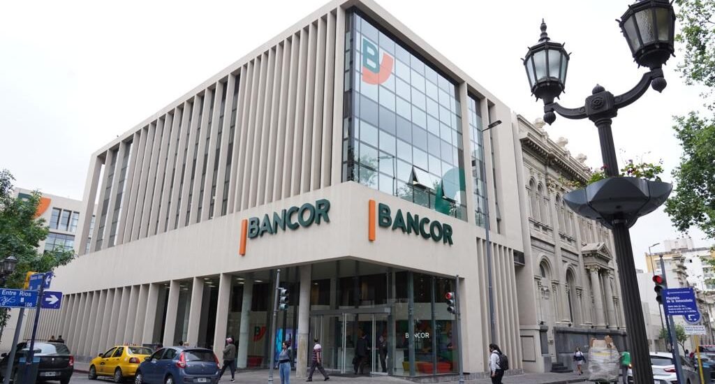 banco-de-cordoba-background