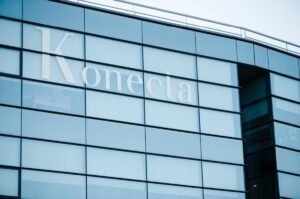 konecta-allus-bpo-background